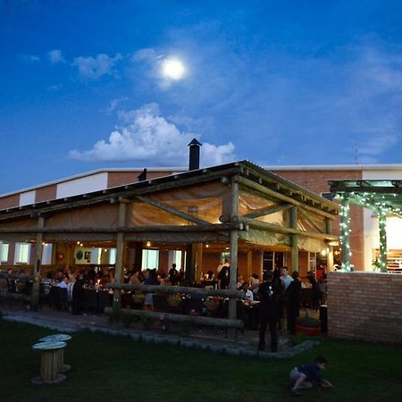 Hokahanya Inn & Conference Centre Масеру Экстерьер фото