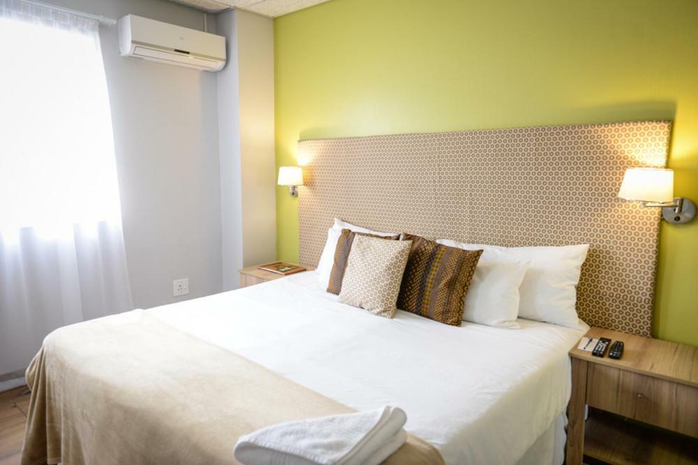 Hokahanya Inn & Conference Centre Масеру Экстерьер фото